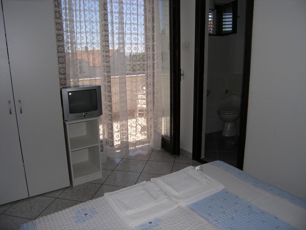 Apartments Murgic 크르크 외부 사진
