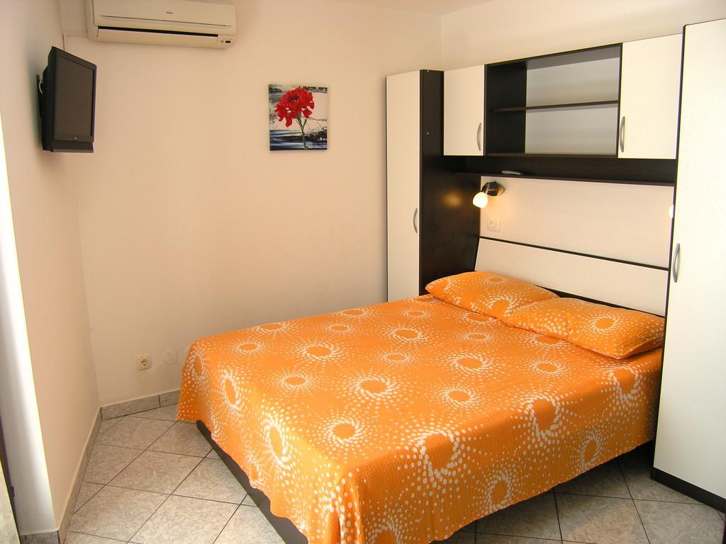 Apartments Murgic 크르크 외부 사진